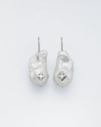 Baroque Clover Inlay Earrings
