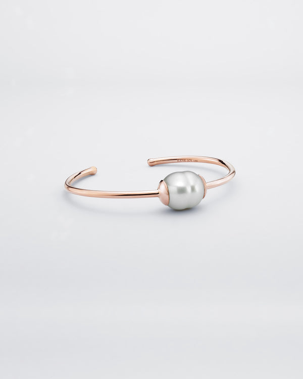 Solitude South Sea Cuff