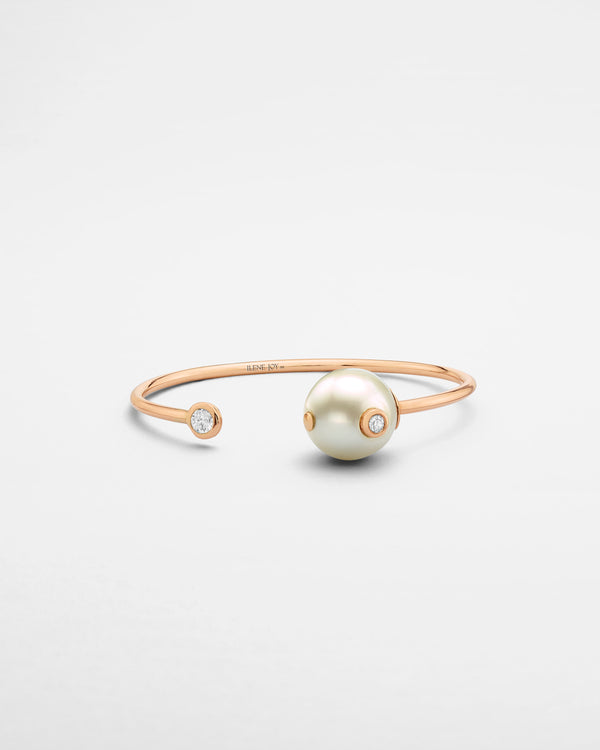 Duet Pearly Whites Cuff