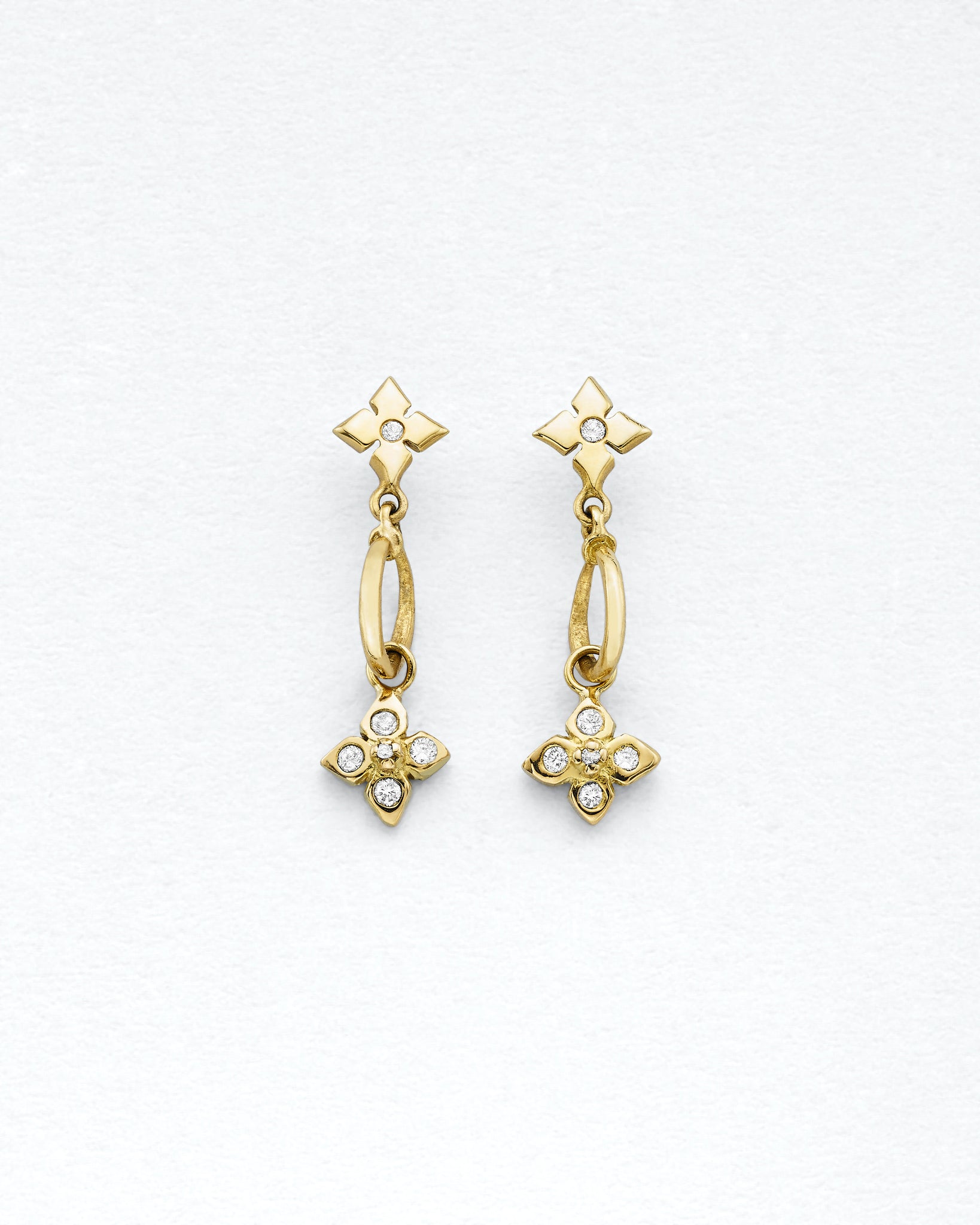 Petite Clover Cirque Pointed Petal Earrings
