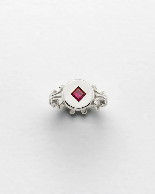 Romantica Classic Ruby Ring
