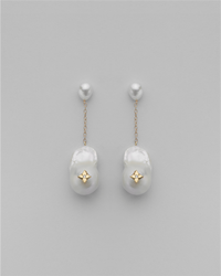 PETITE SHOULDER DUSTER CLOVER INLAY PEARL CHAIN EARRINGS
